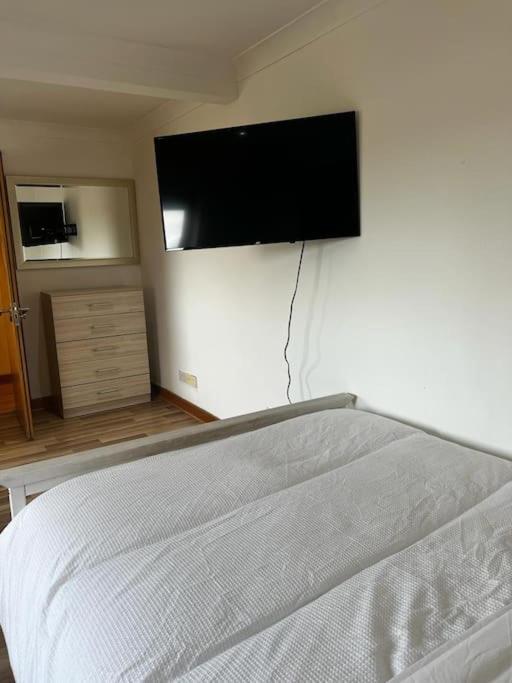 Quirky Studio Flat Selfcontained ロンドン エクステリア 写真
